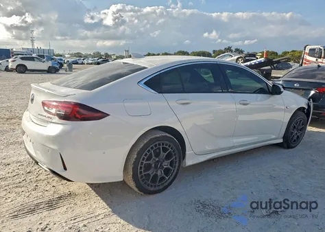 2018 Buick Regal Gs z USA, uszkodzony, nr VIN W04GS6SS6J1110311